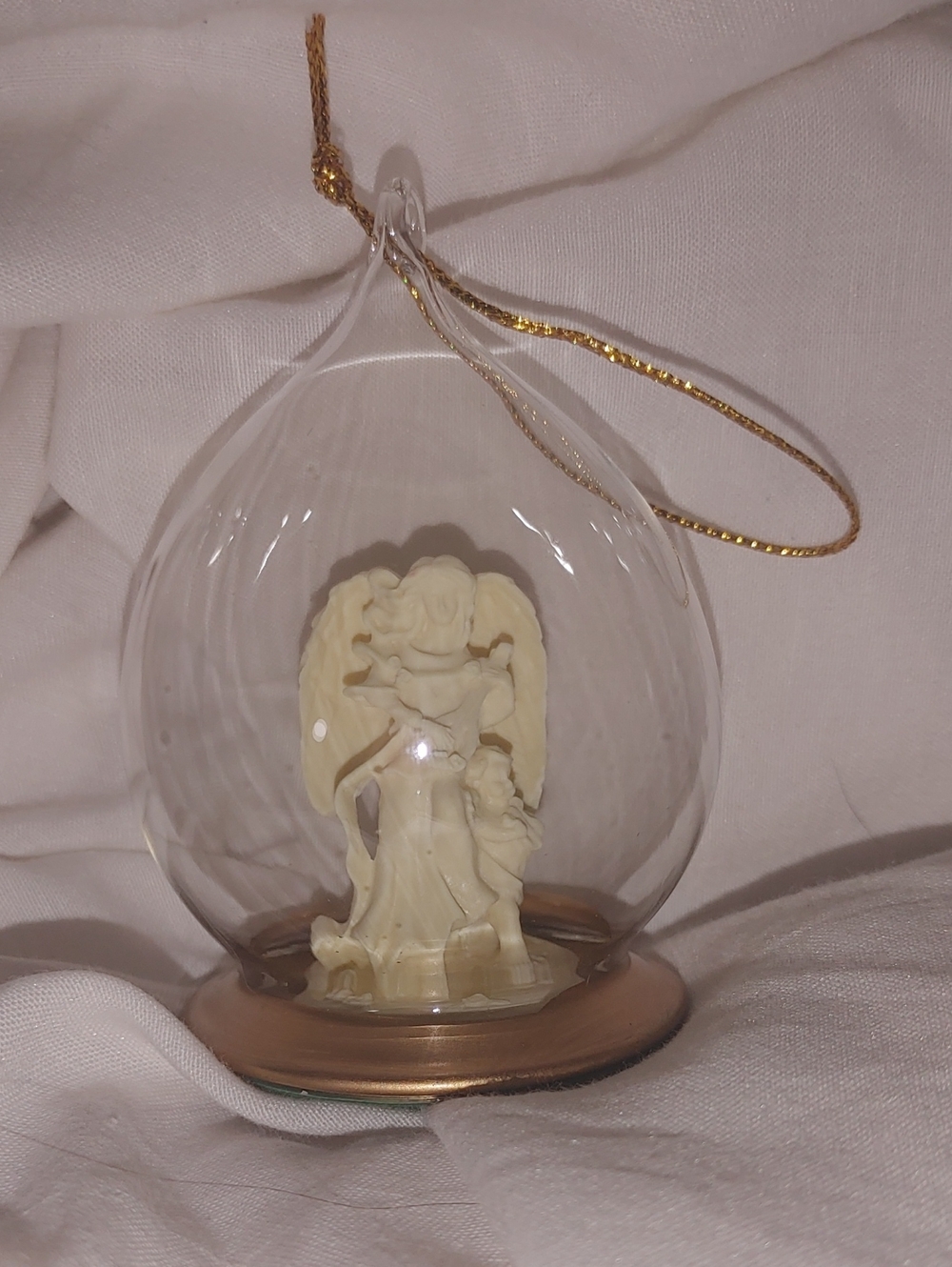Avon Teardrop Ornament with Cream Angel Figurine